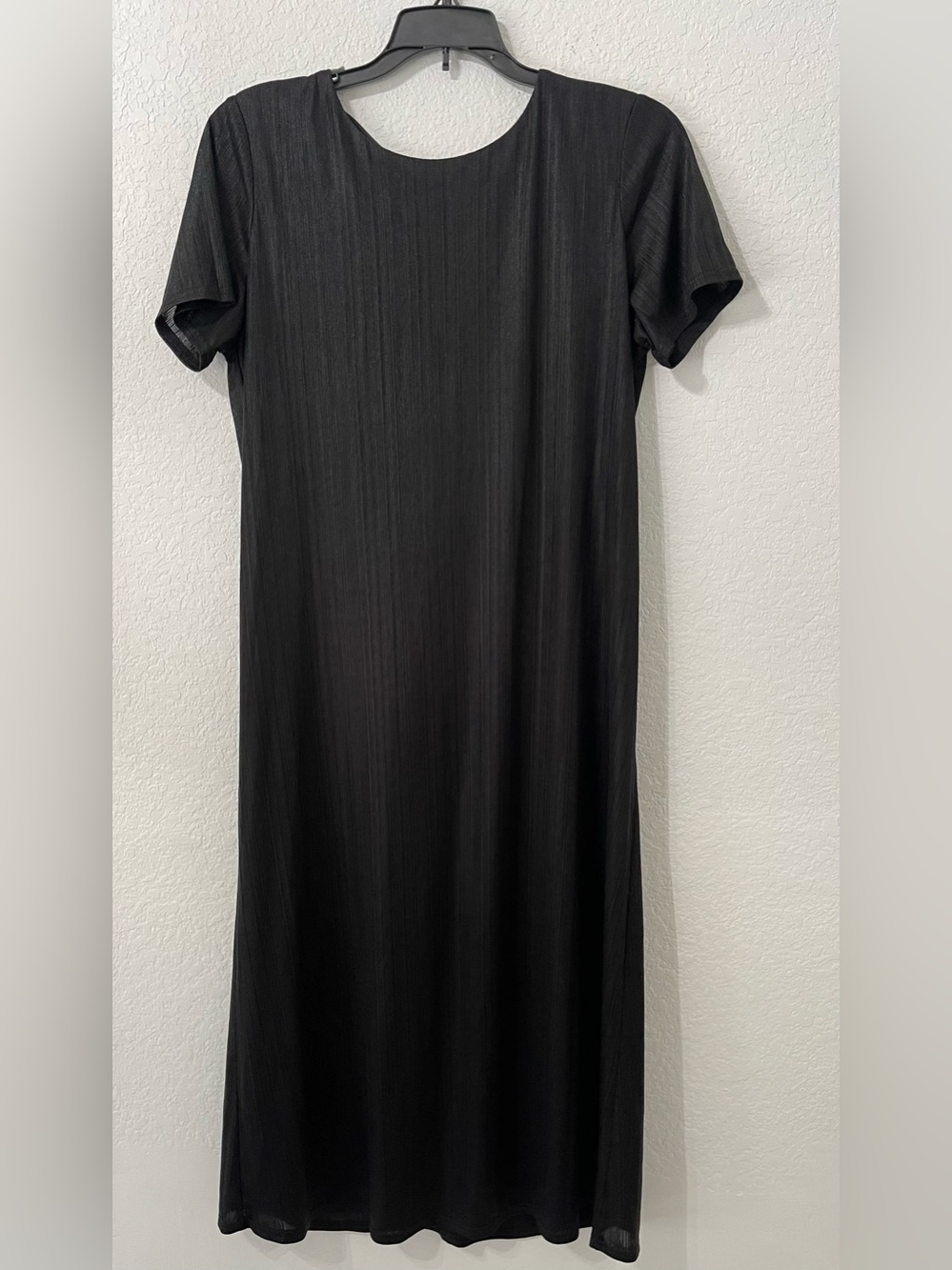 J.O.A. Black Short-Sleeve Maxi Dress